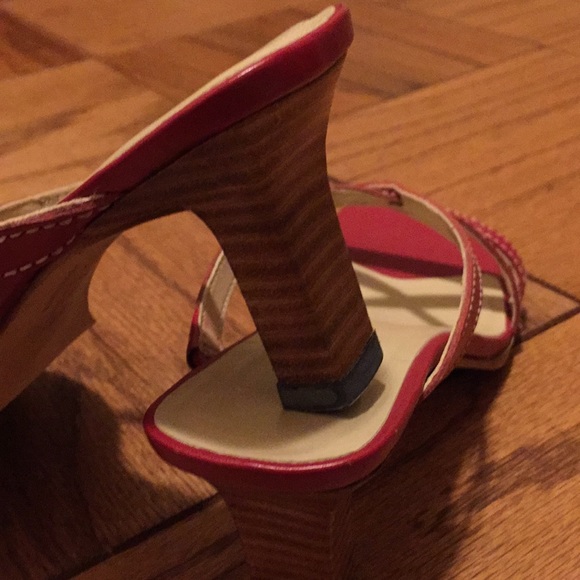 ⤵️RALPH LAUREN HEELS⤵️ - Picture 5 of 5